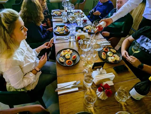 Oradea gdzie zjeść: najlepsze restauracje, które musisz odwiedzić Oradea gdzie zjeść: najlepsze restauracje, które musisz odwiedzić