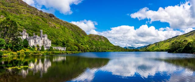 Ile kosztuje prom do Irlandii? Ceny biletów i najlepsze trasy Ile kosztuje prom do Irlandii? Ceny biletów i najlepsze trasy